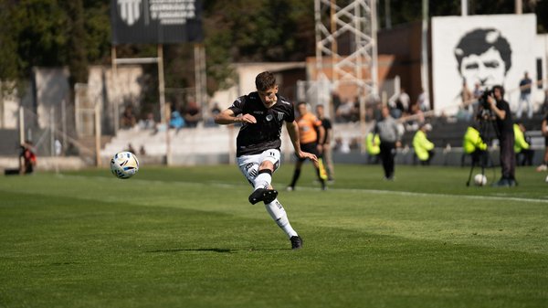 Quels sont les avantages des entraînements en nature pour la condition mentale et physique des joueurs?